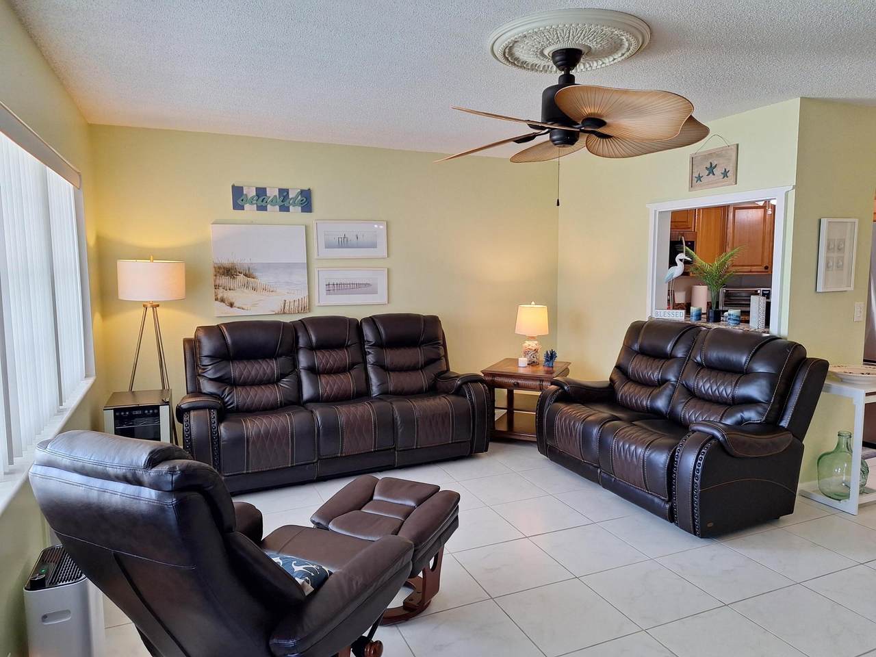 https://bt-photos.global.ssl.fastly.net/beaches/1280_boomver_1_R11164511-2.jpg