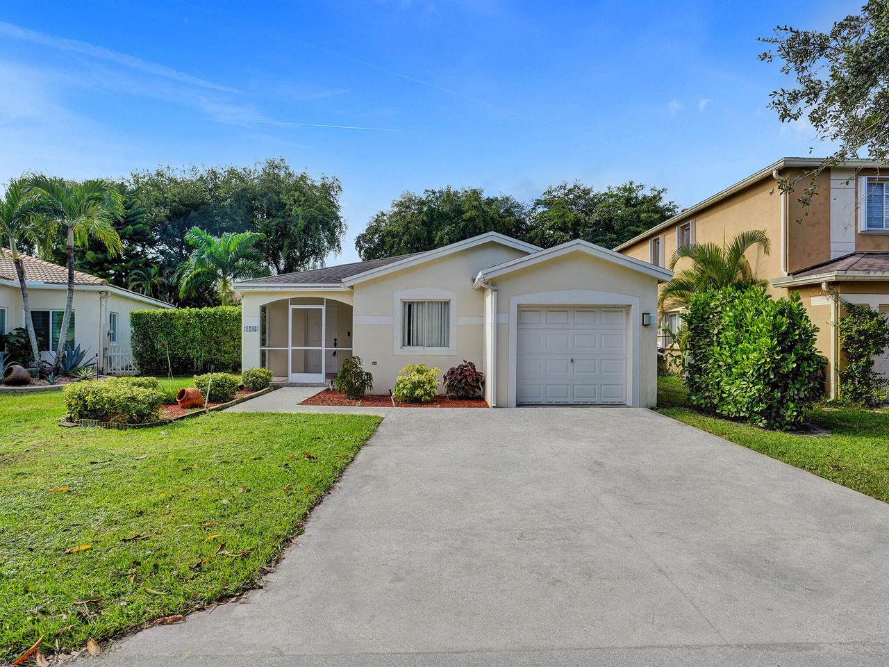 1245 46th Way - Photo 1