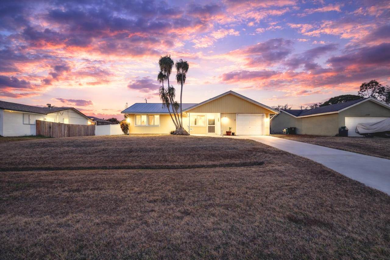 1202 Granadeer Street - Photo 1