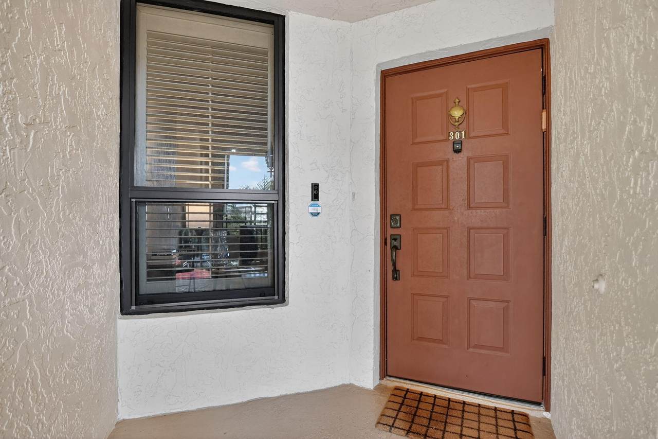 7535 La Paz Boulevard - Photo 1