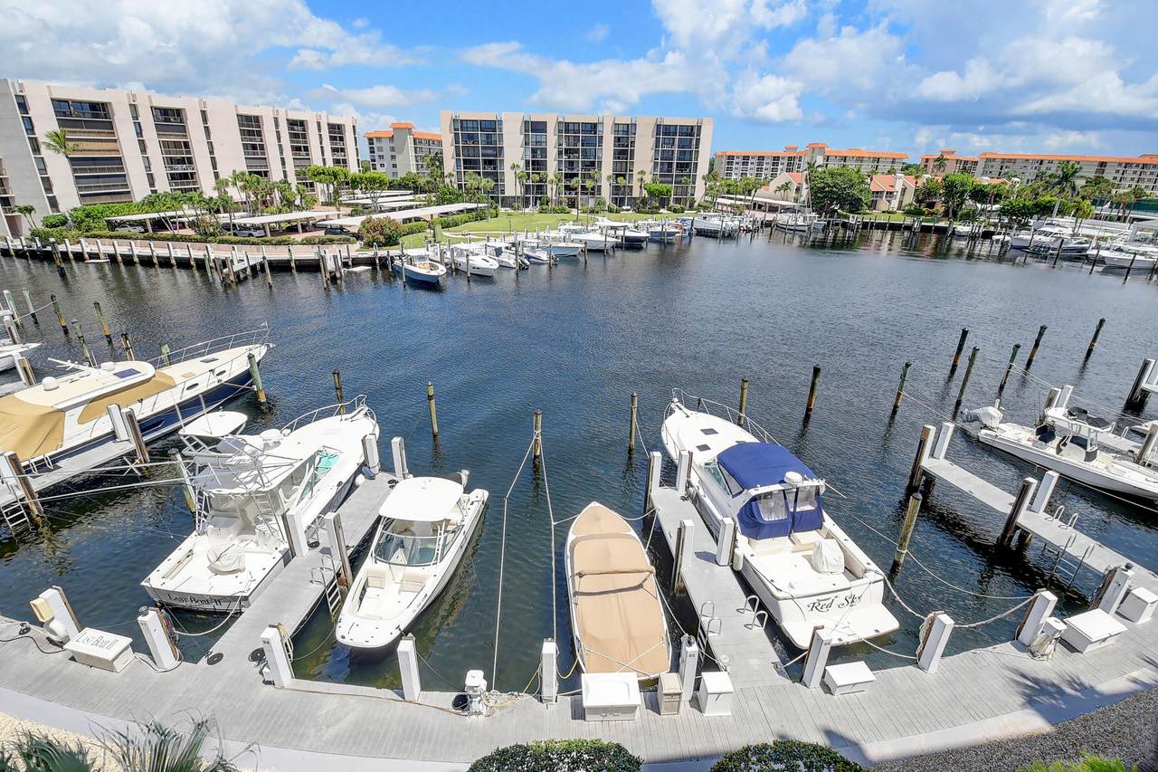2687 Ocean Boulevard - Photo 1
