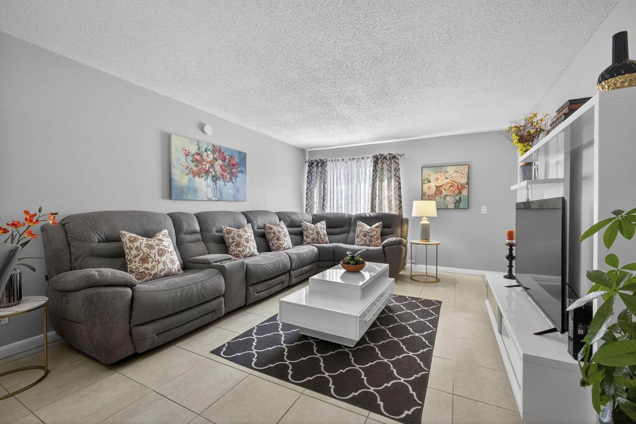 12020 Greenway Drive - Photo 1