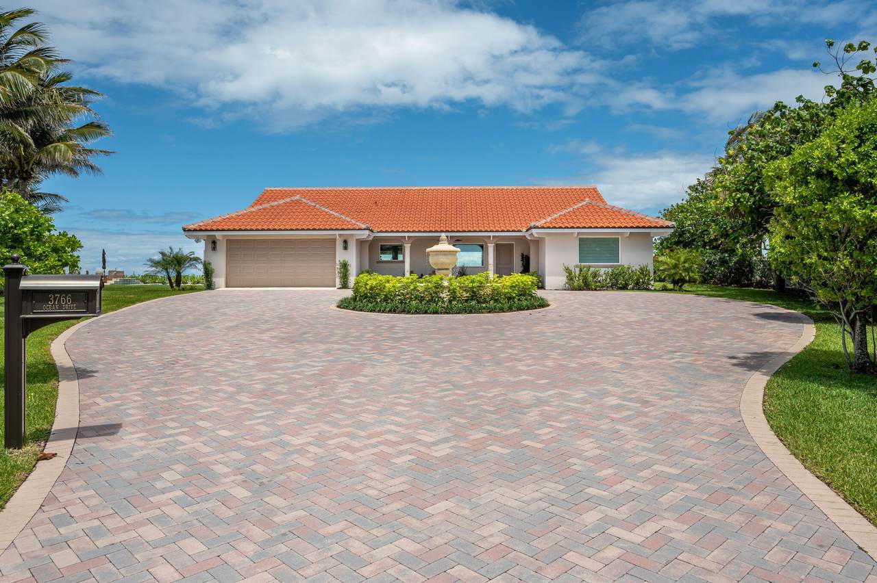 https://bt-photos.global.ssl.fastly.net/beaches/1280_boomver_1_R11166289-2.jpg