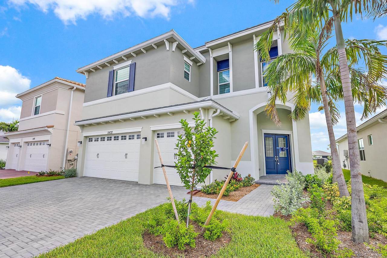 5432 Pecan Drive - Photo 1