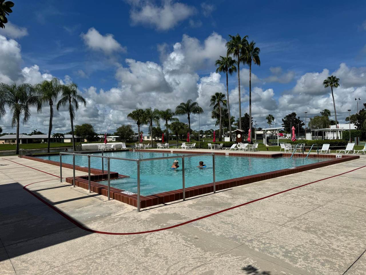 https://bt-photos.global.ssl.fastly.net/beaches/1280_boomver_1_R11167234-2.jpg
