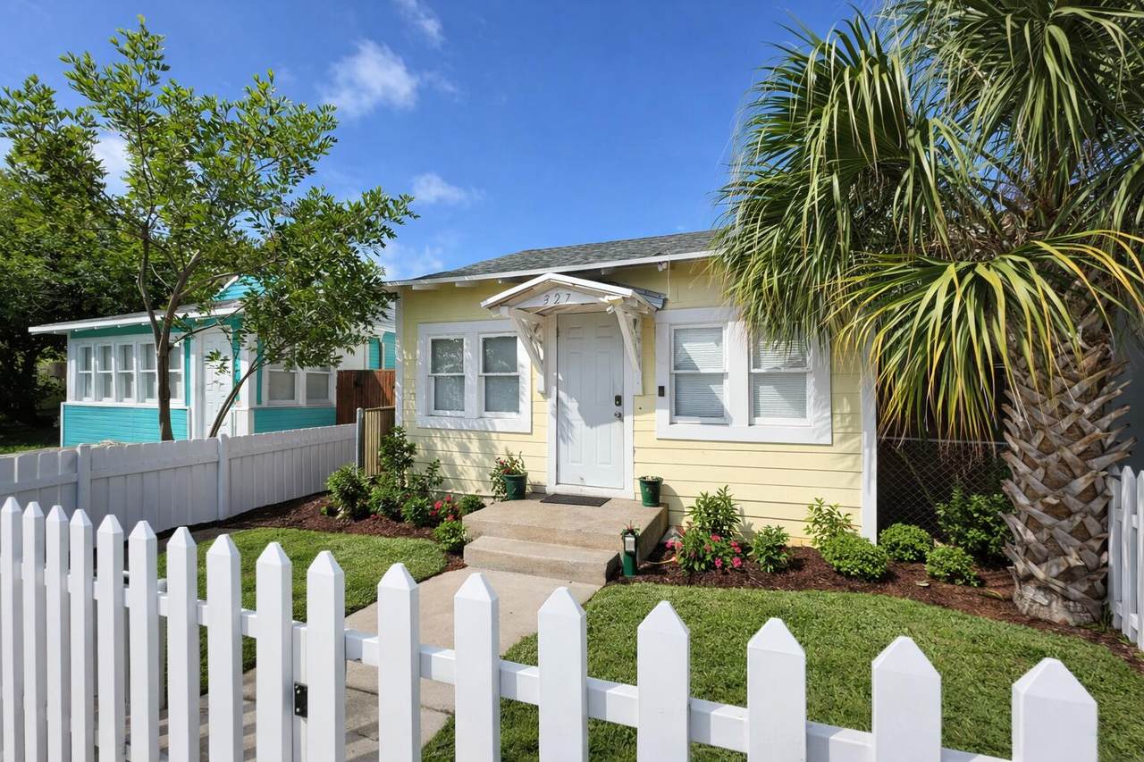 327 L Street - Photo 1