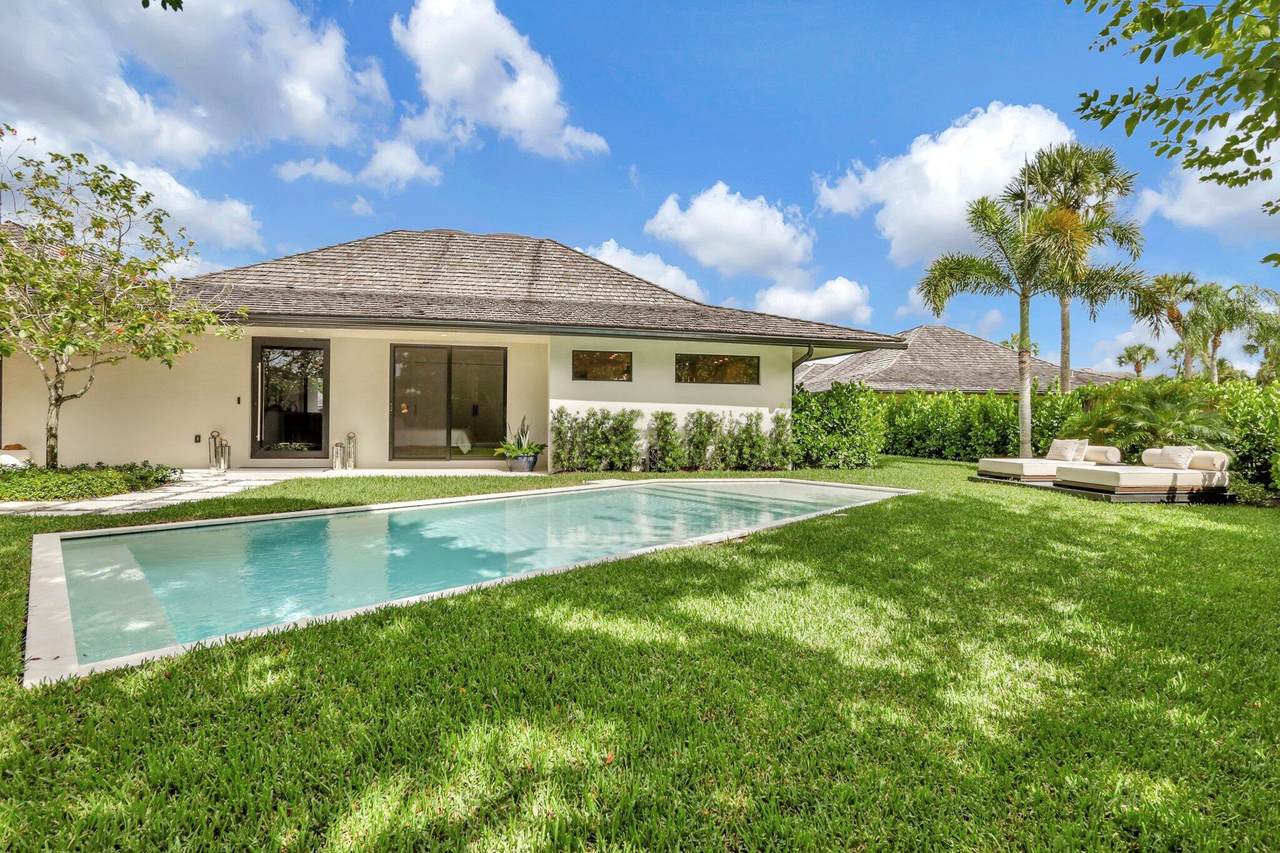 11880 Pebblewood Drive - Photo 1