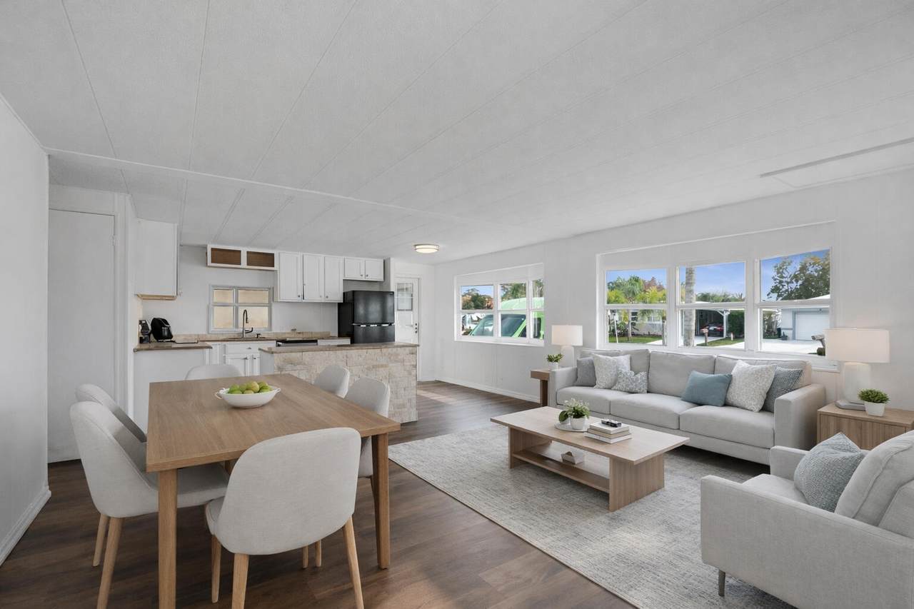 5 Santa Fe Lane - Photo 1
