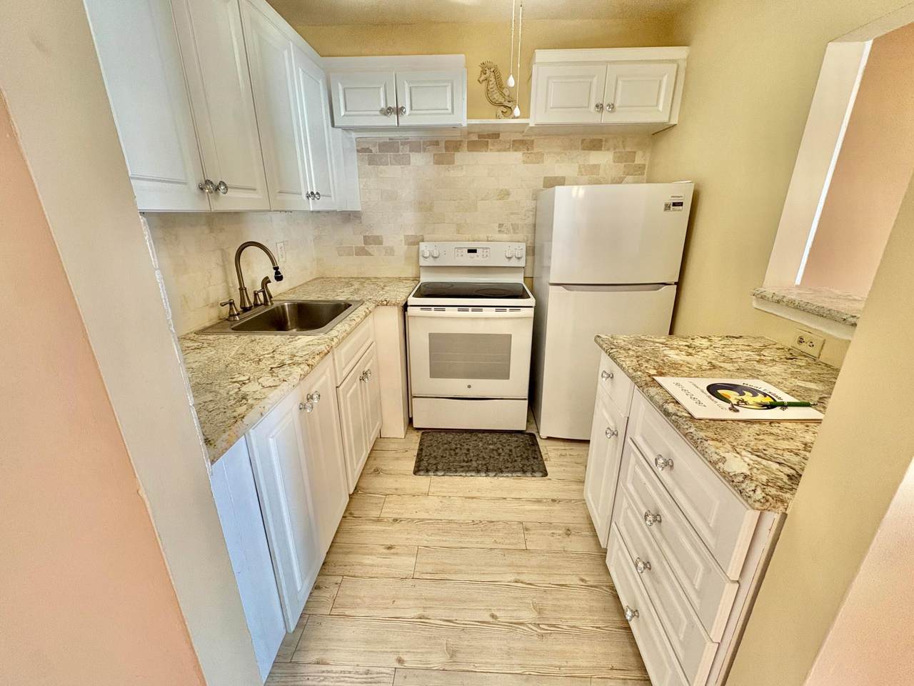 39 Waltham B - Photo 1