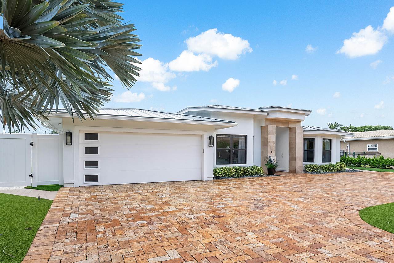 680 Harbour Drive - Photo 1
