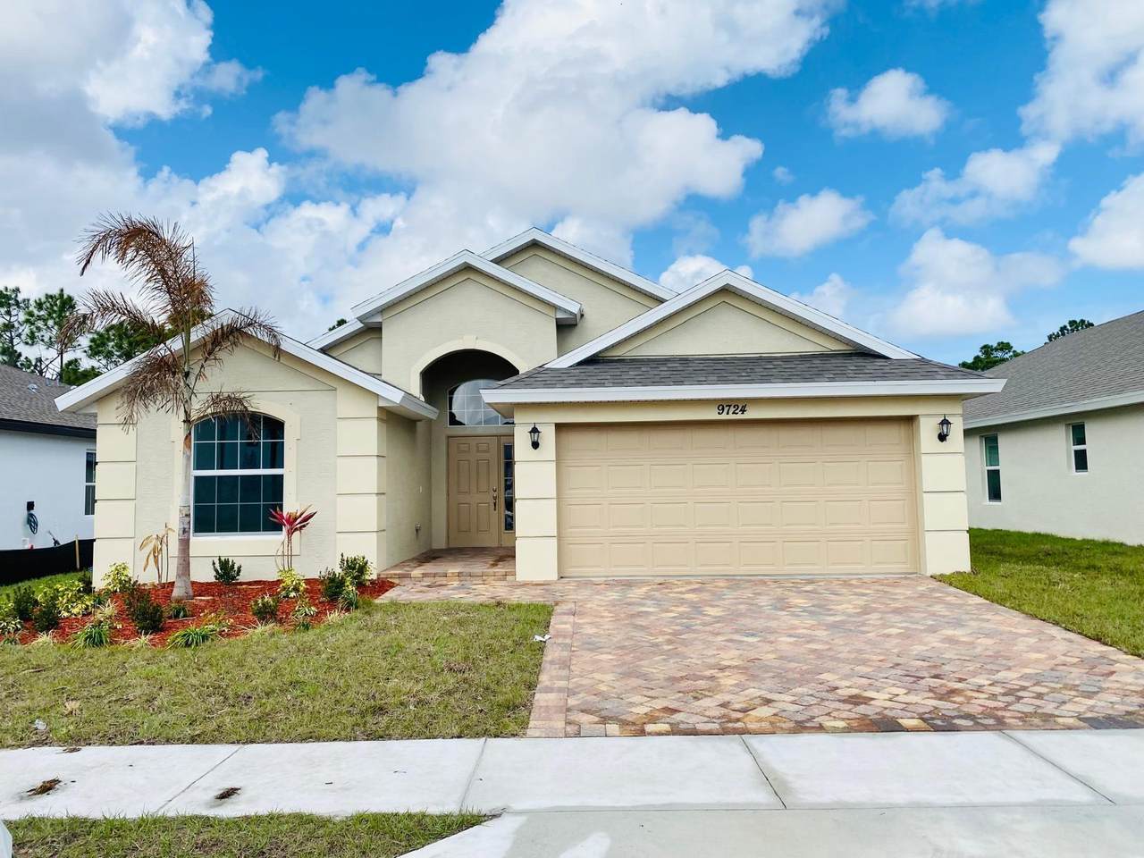 9724 Apollo Avenue - Photo 1