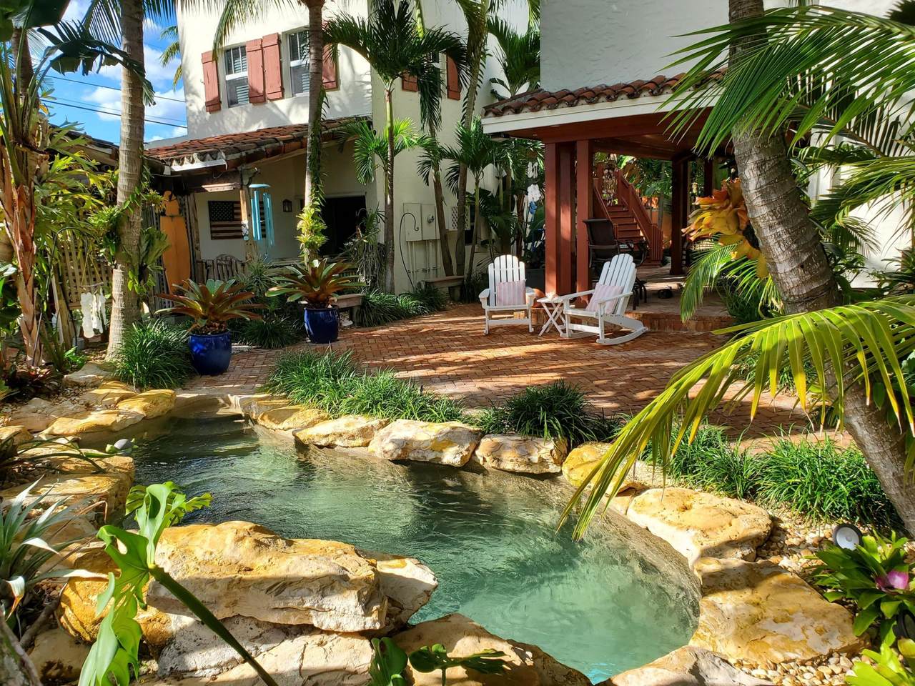 https://bt-photos.global.ssl.fastly.net/beaches/1280_boomver_1_R11168293-2.jpg