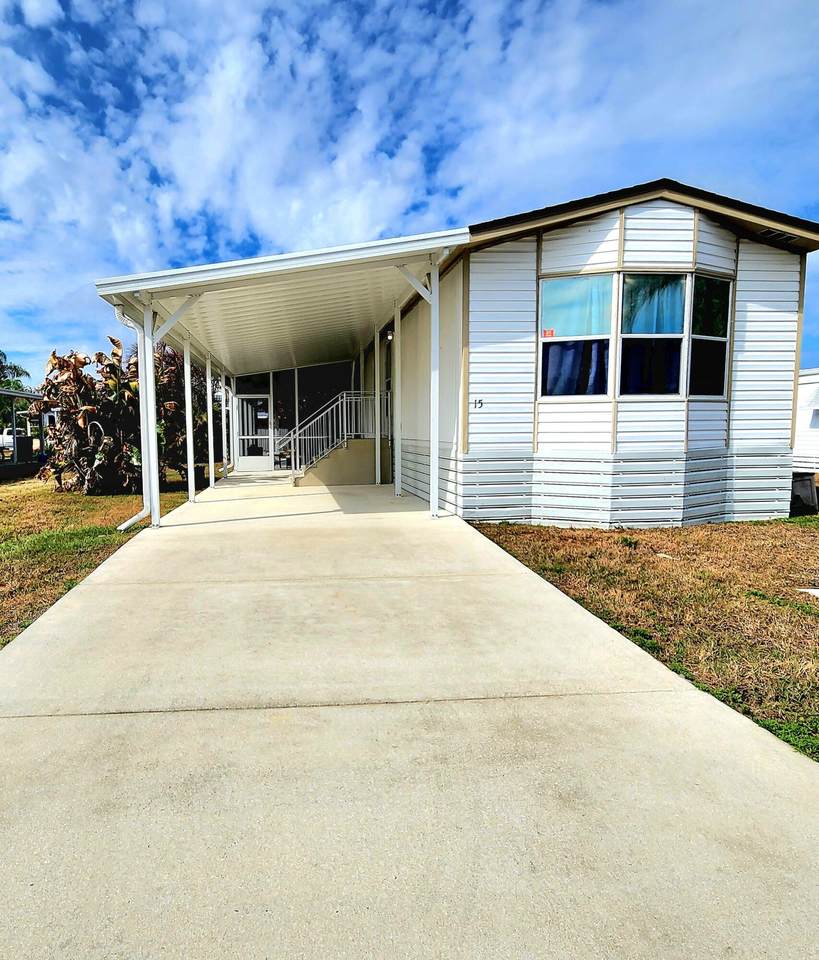15 Alta Loma - Photo 1