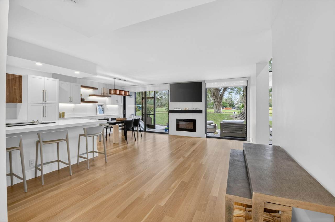 3207 Bridgewood Drive - Photo 1