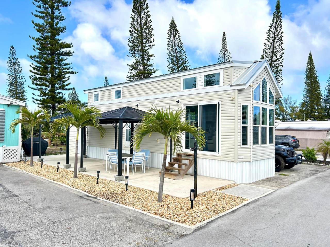 875 48 Th Street - Photo 1