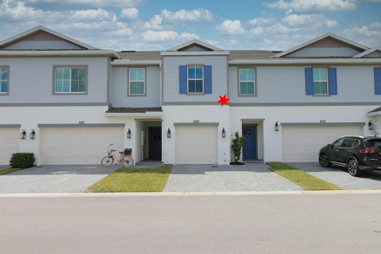 656 Waters Edge Lane - Photo 1