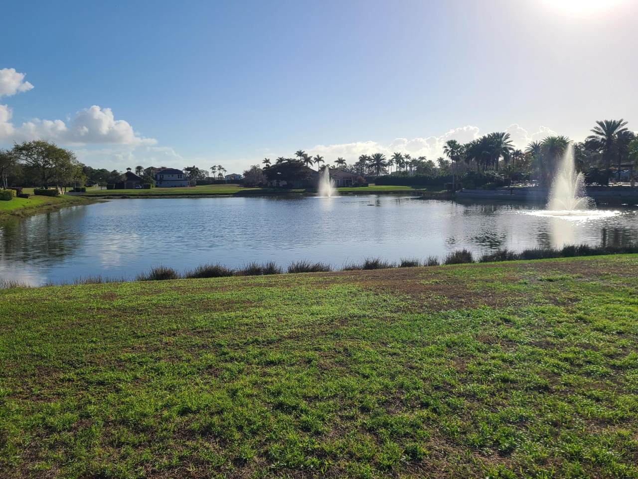 https://bt-photos.global.ssl.fastly.net/beaches/1280_boomver_1_R11169879-2.jpg