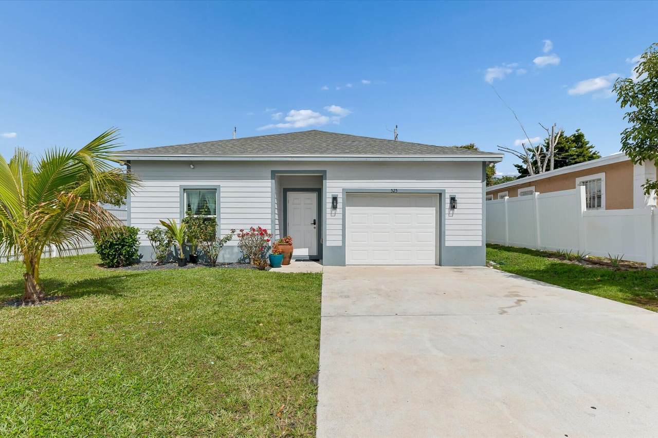 525 12th Avenue - Photo 1