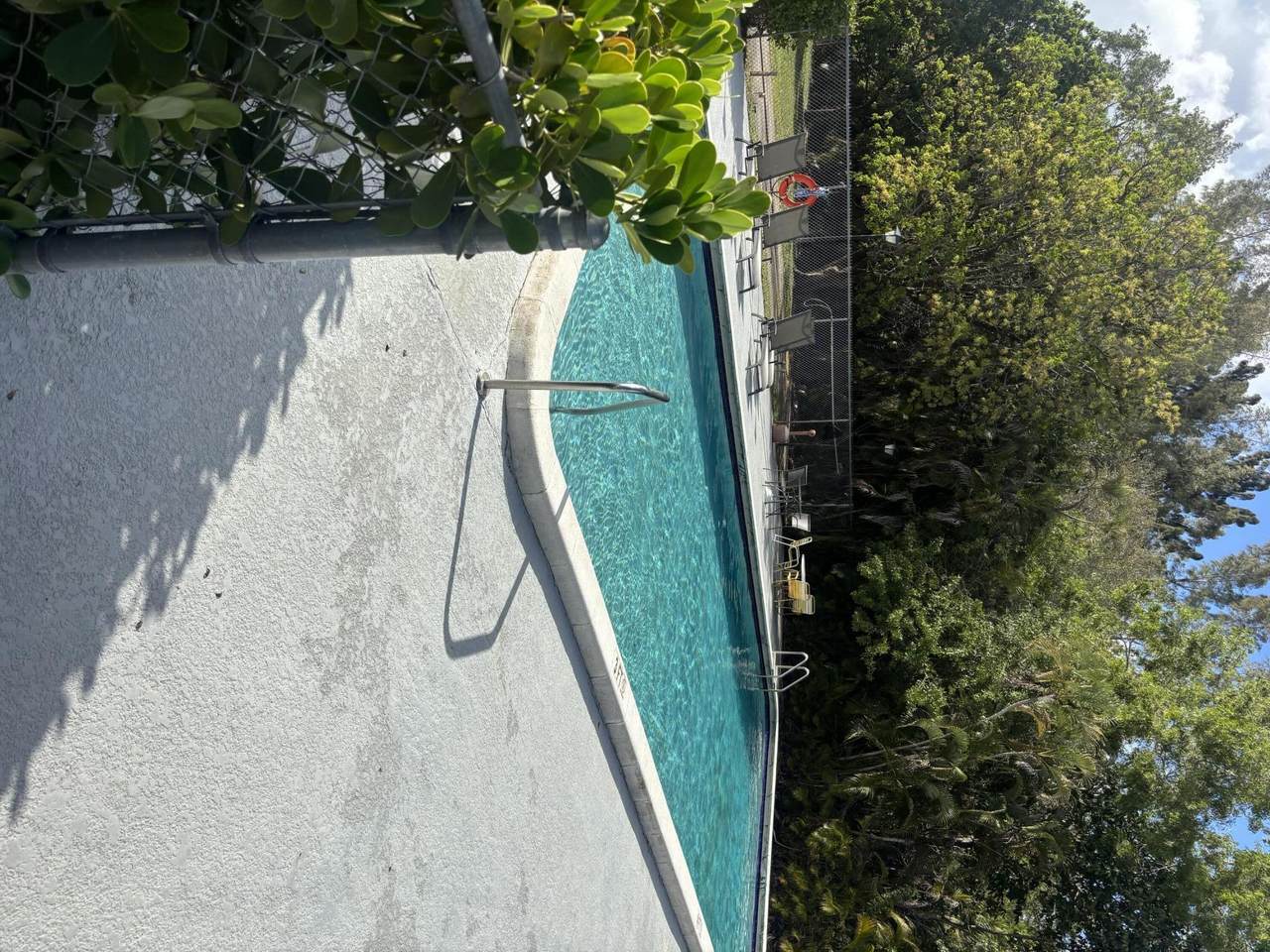 https://bt-photos.global.ssl.fastly.net/beaches/1280_boomver_1_R11169915-2.jpg