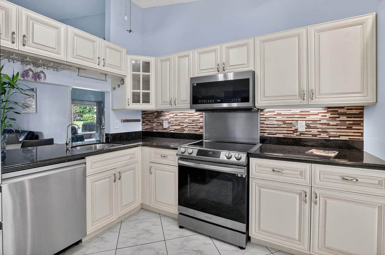 8413 Boca Glades Blvd Boulevard - Photo 1