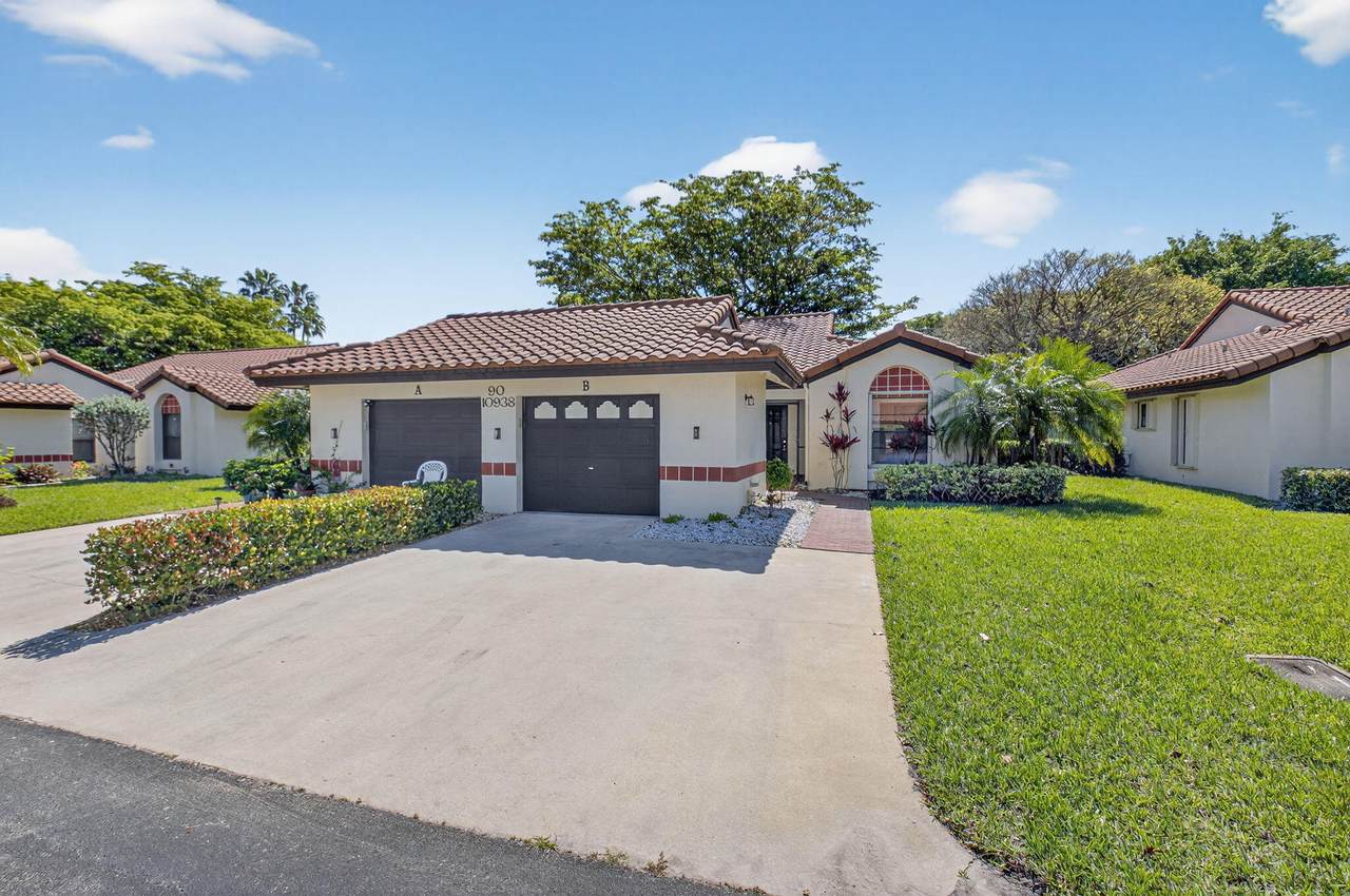 10938 Roebelini Palm Court - Photo 1