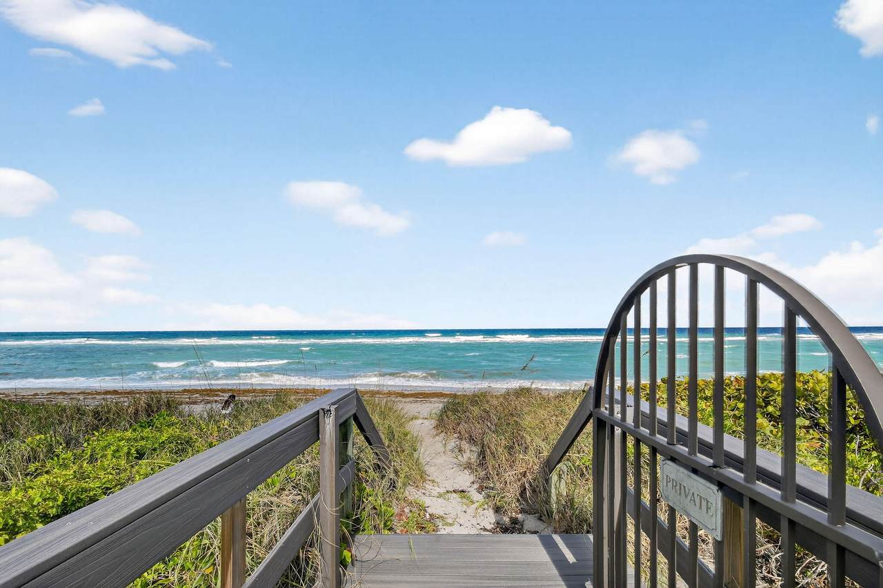 https://bt-photos.global.ssl.fastly.net/beaches/1280_boomver_2_B26005843-2.jpg