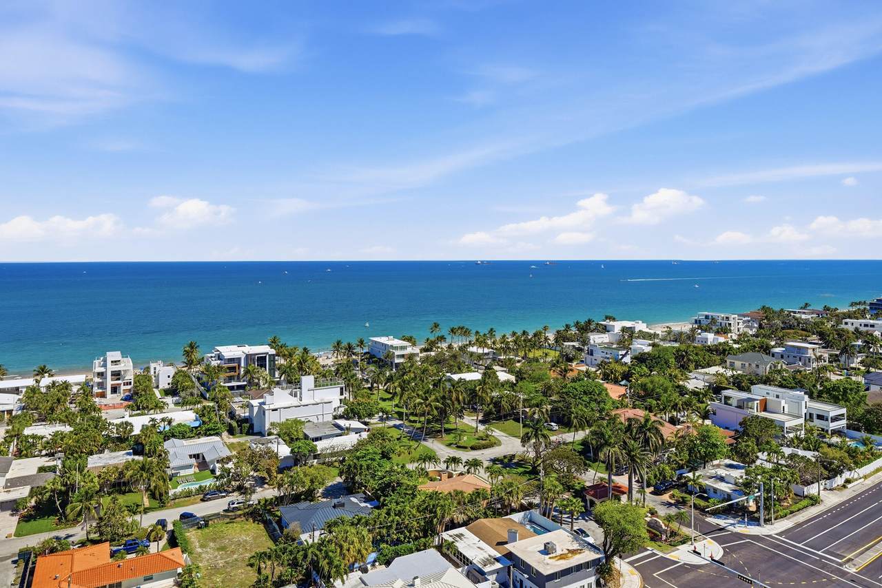 2715 Ocean Boulevard - Photo 1