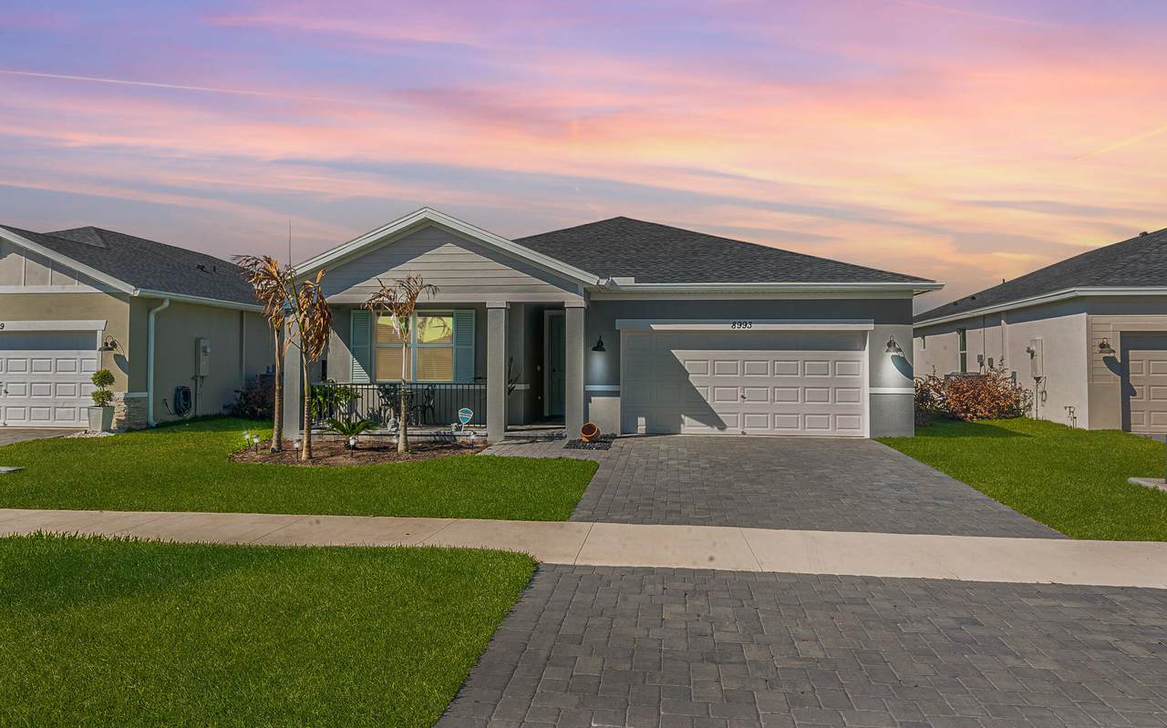 8993 Dahlia Circle - Photo 1