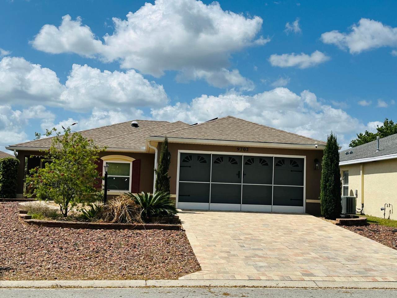 9702 92nd Place Road - Photo 1