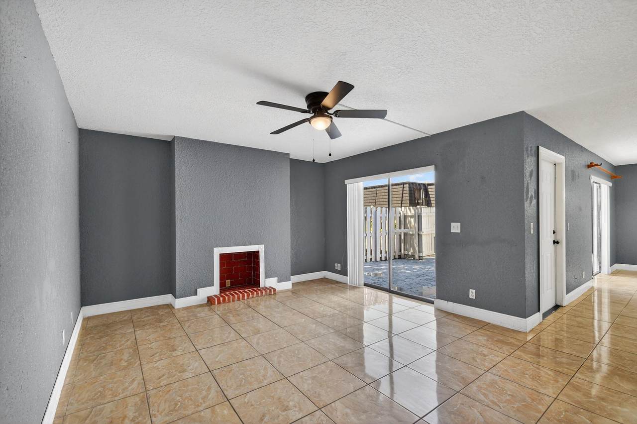 320 Woodland Road - Photo 1