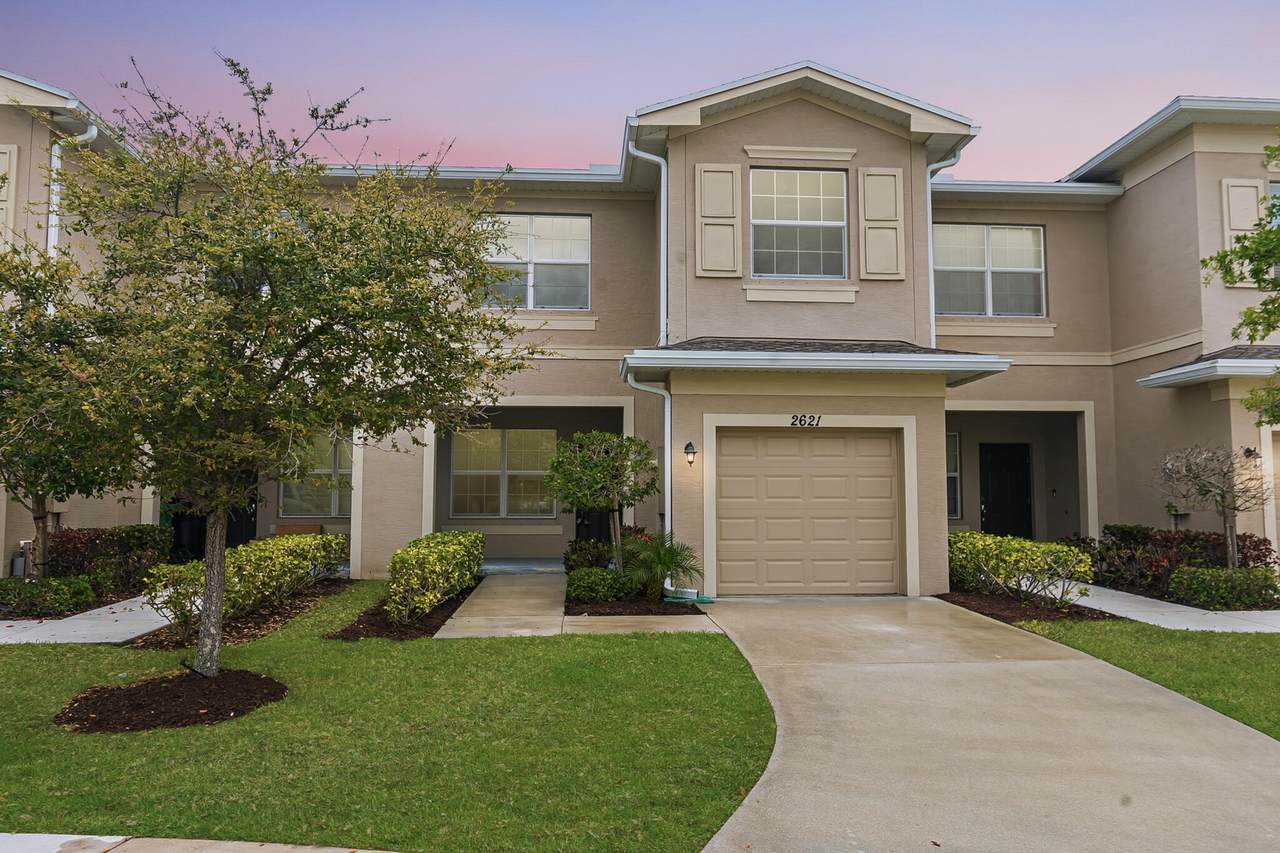 2621 Treviso Circle - Photo 1