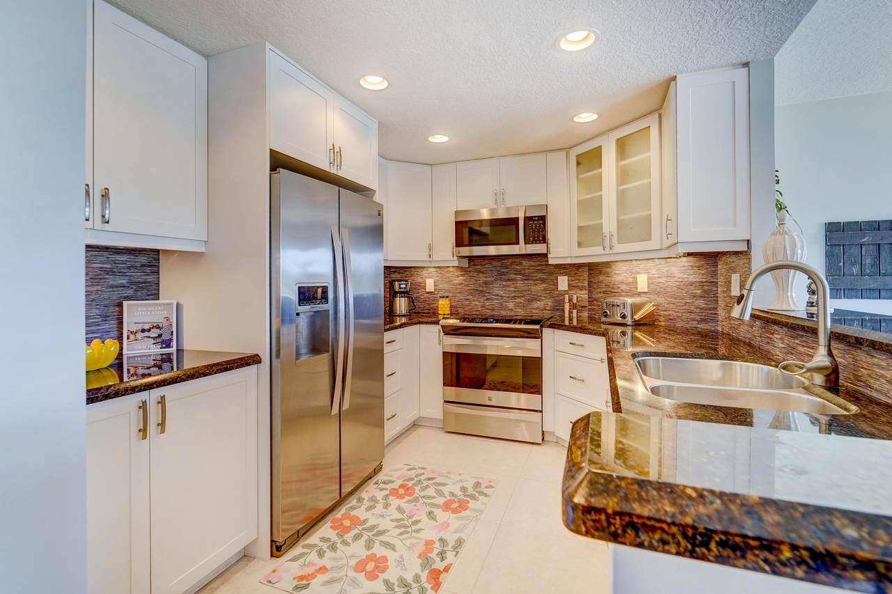 2500 Las Olas Boulevard - Photo 1