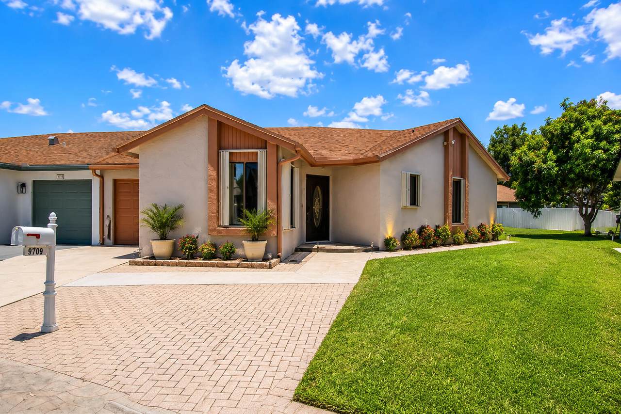 9709 Sunny Isle Circle - Photo 1