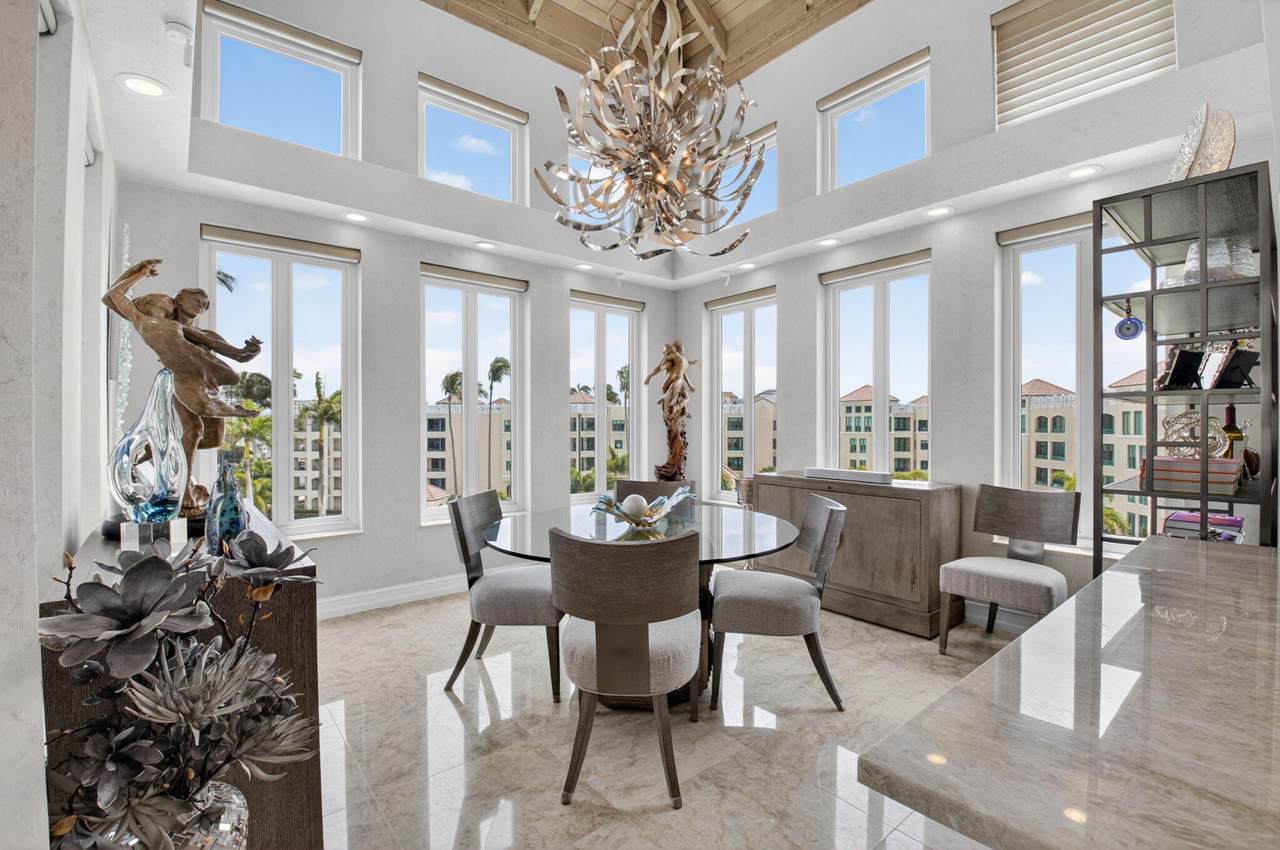 100 5th Avenue - Photo 1