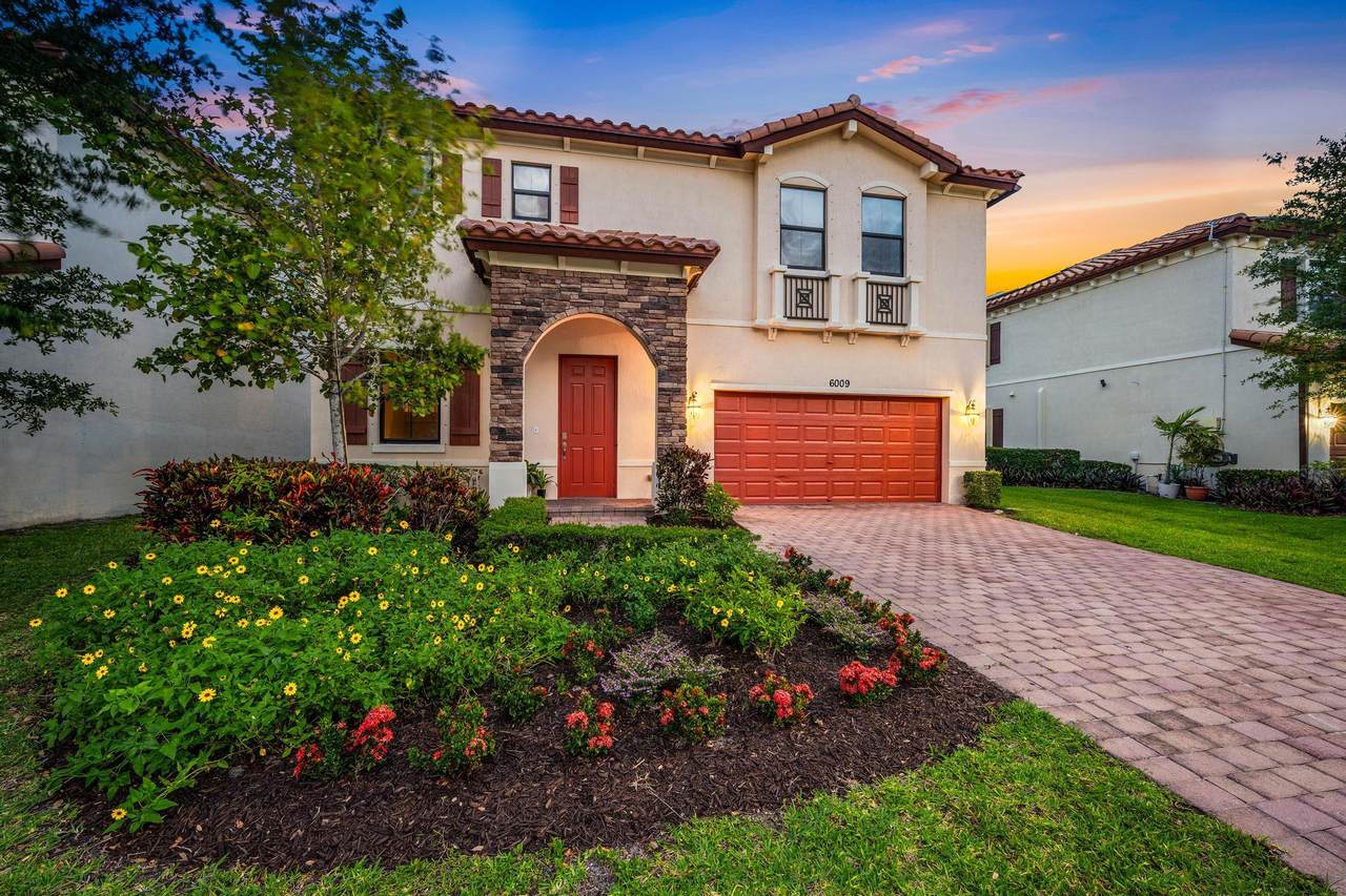 6009 Night Heron Court - Photo 1