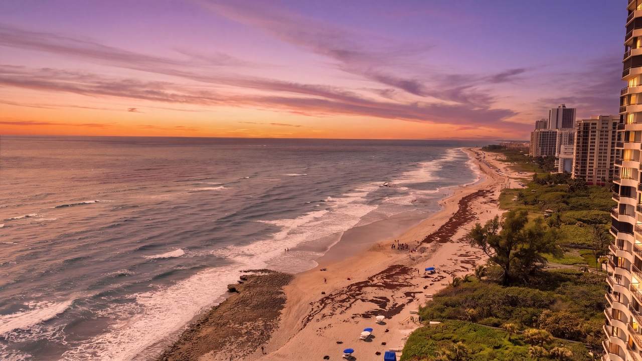 https://bt-photos.global.ssl.fastly.net/beaches/1280_boomver_2_B26019125-2.jpg