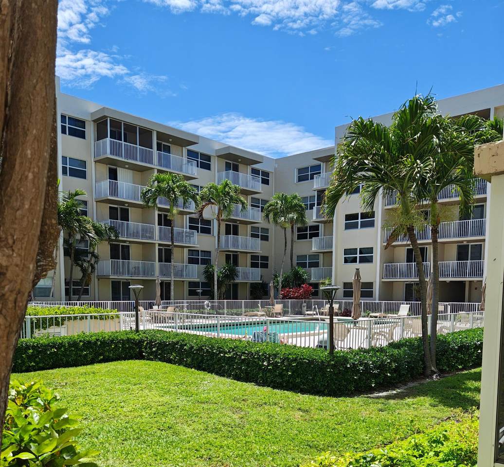 2929 Ocean Boulevard - Photo 1