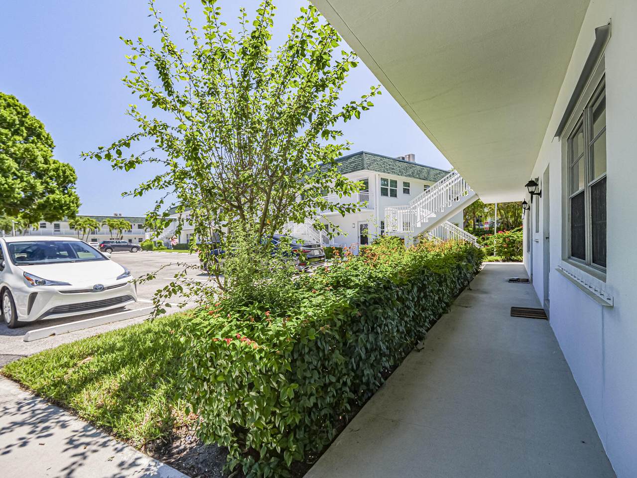 2800 Indian River Boulevard - Photo 1
