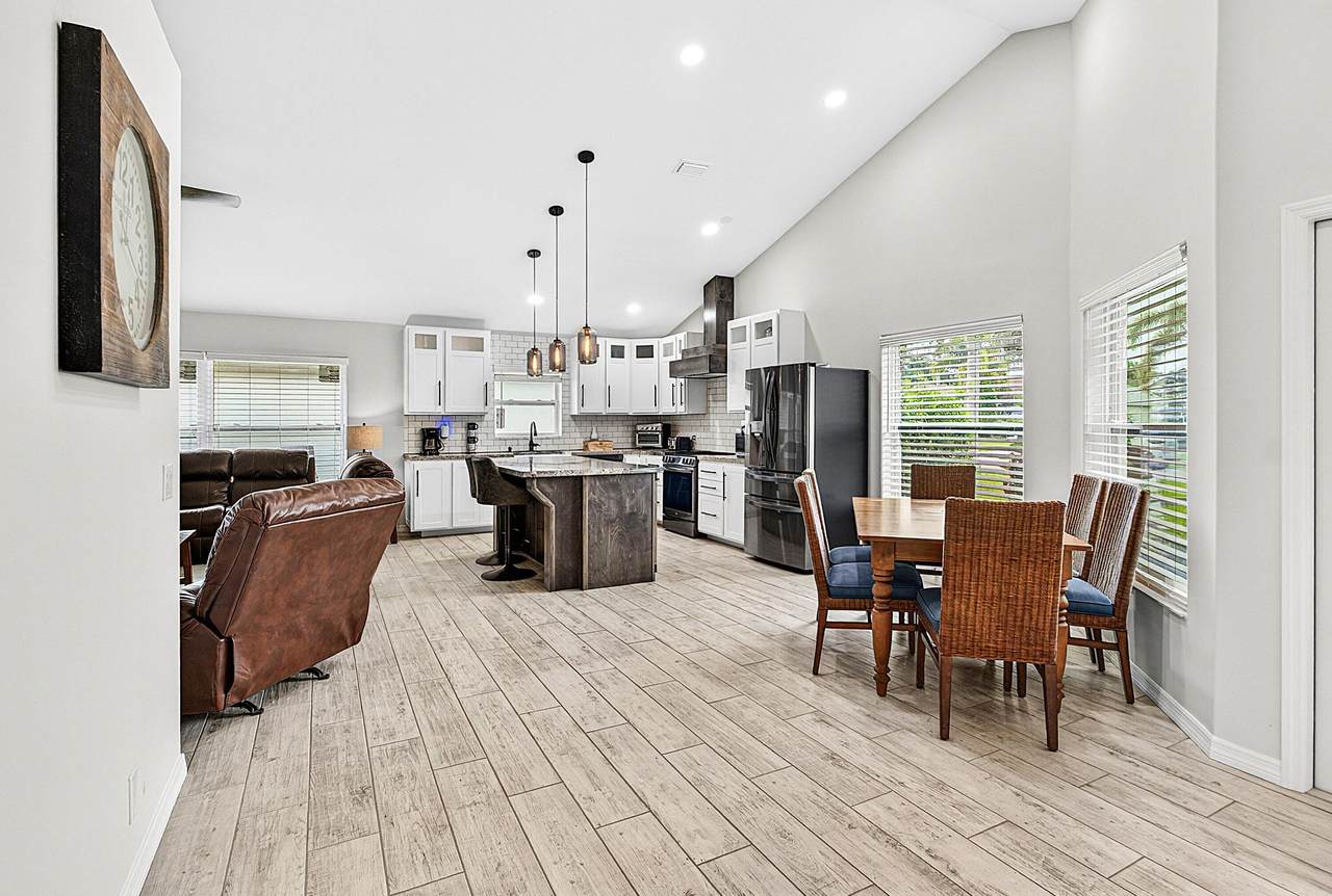 7876 Lake Champlain Court - Photo 1