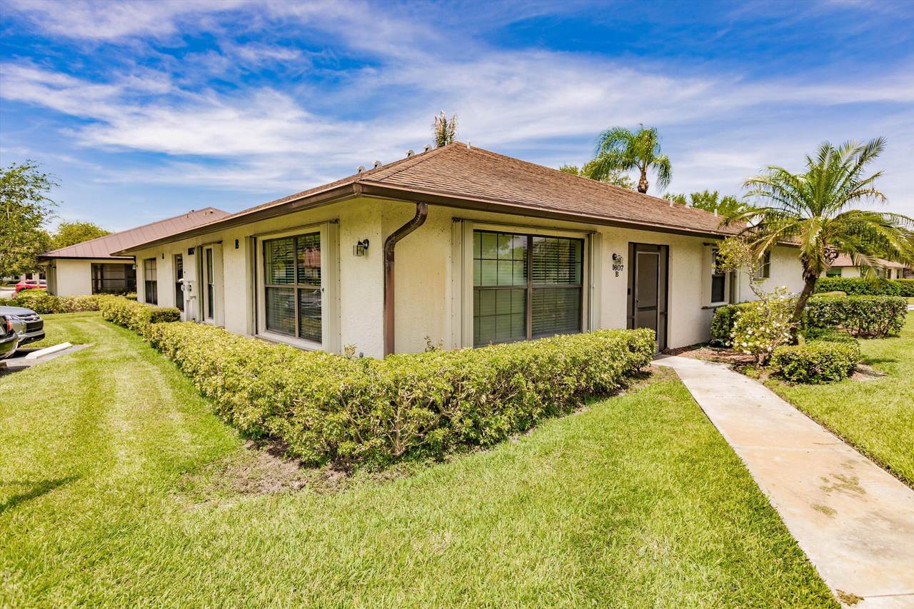 1607 Laurel Leaf Lane - Photo 1