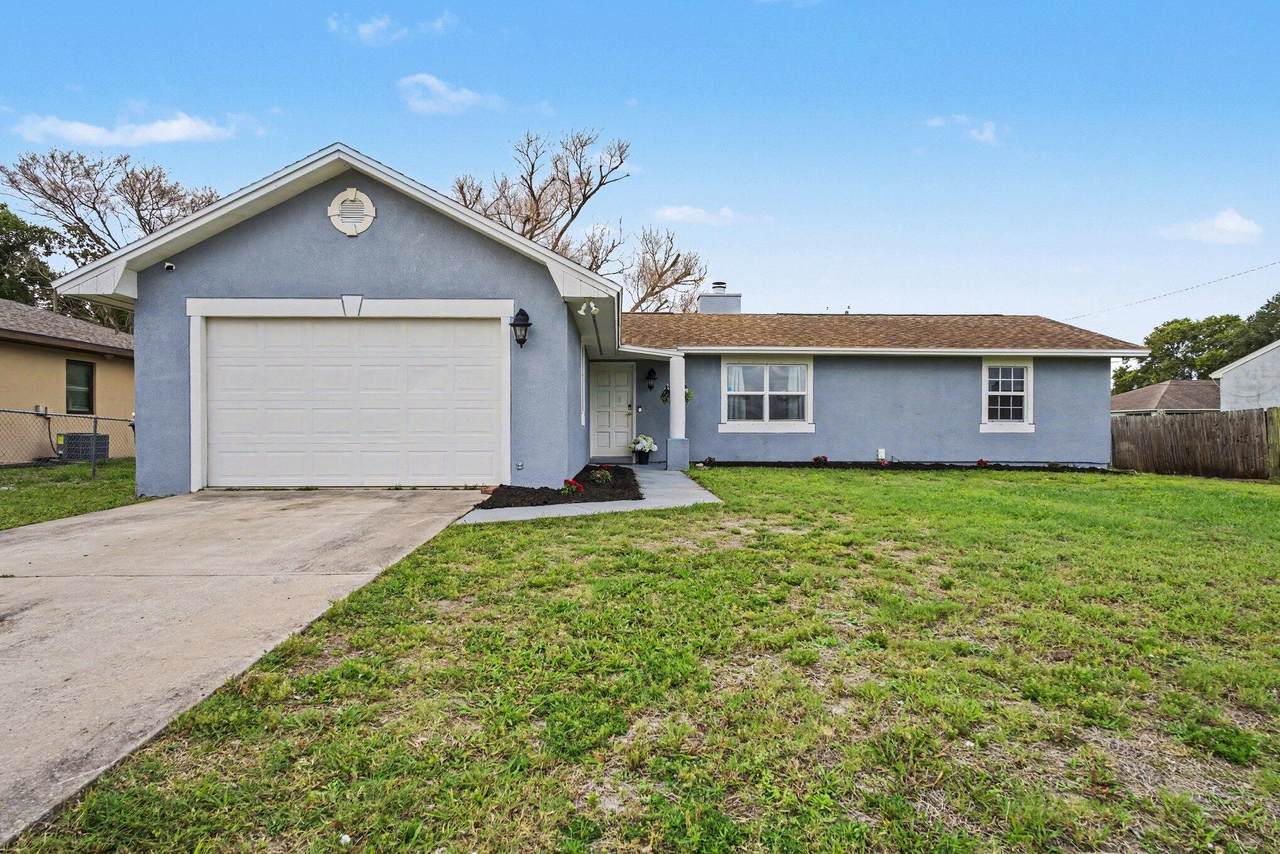 2174 Dickens Street - Photo 1