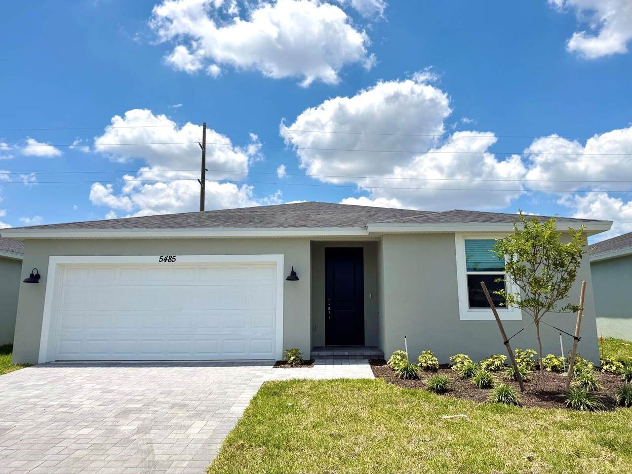 5485 Hampton Park Circle - Photo 1