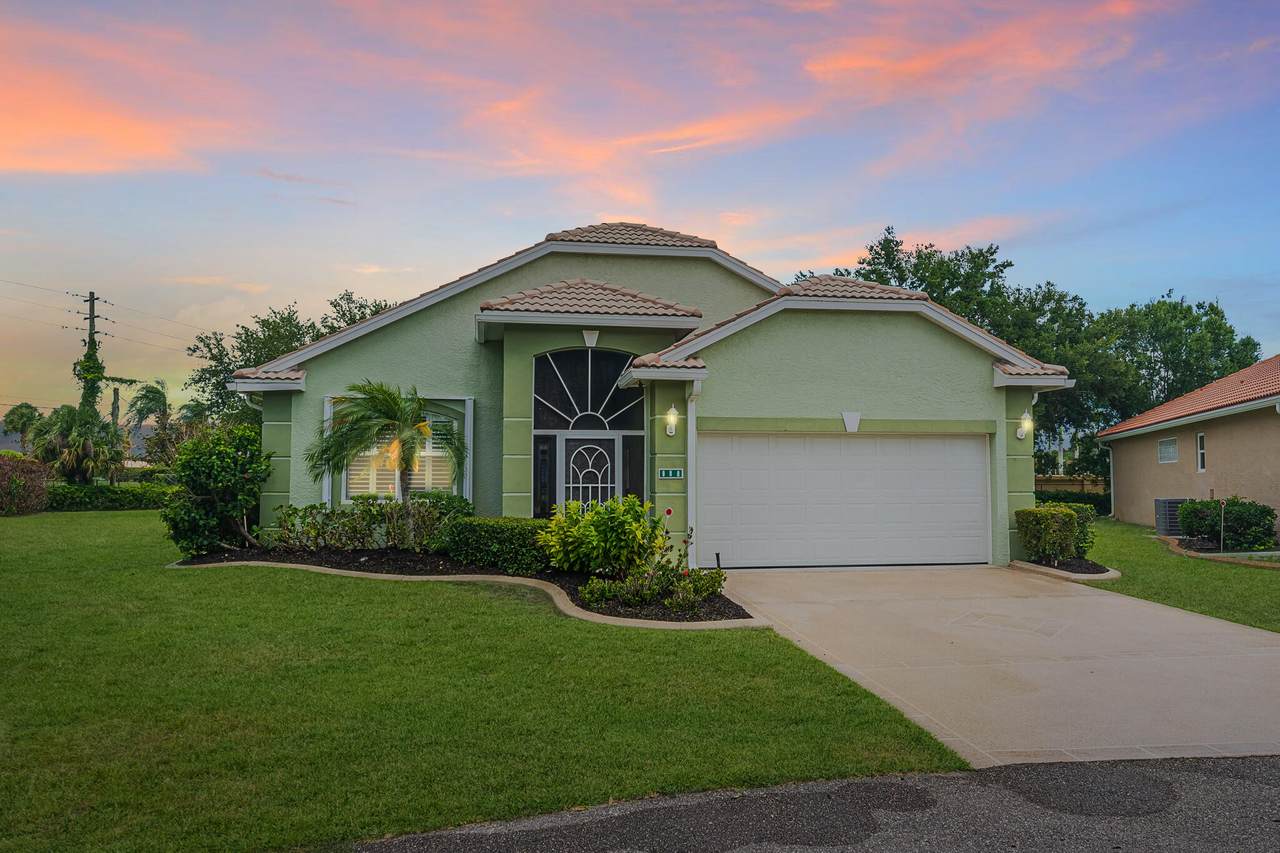 880 Sarria Court - Photo 1