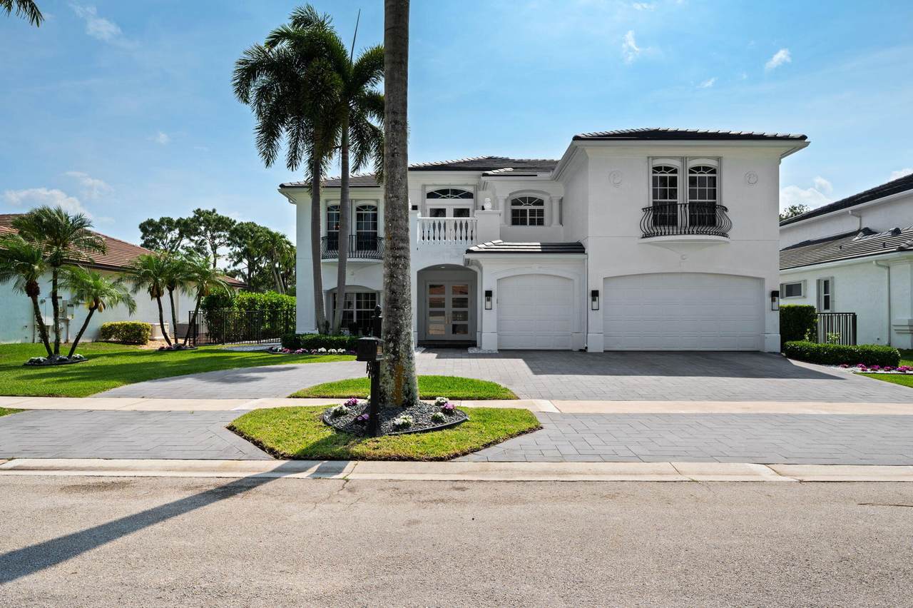 16014 Laurel Creek Drive - Photo 1