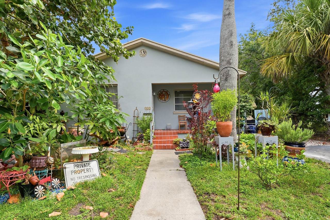 515 Biscayne Drive - Photo 1