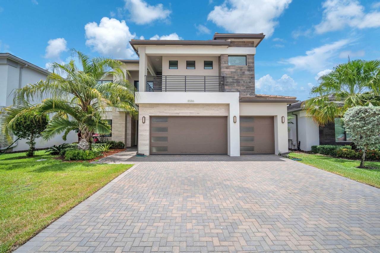 8586 Dream Falls Street - Photo 1