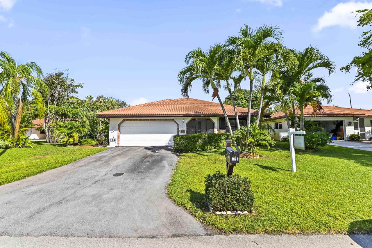 329 Knob Hill Boulevard - Photo 1