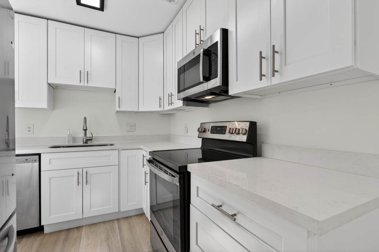 3930 Crystal Lake Drive - Photo 1