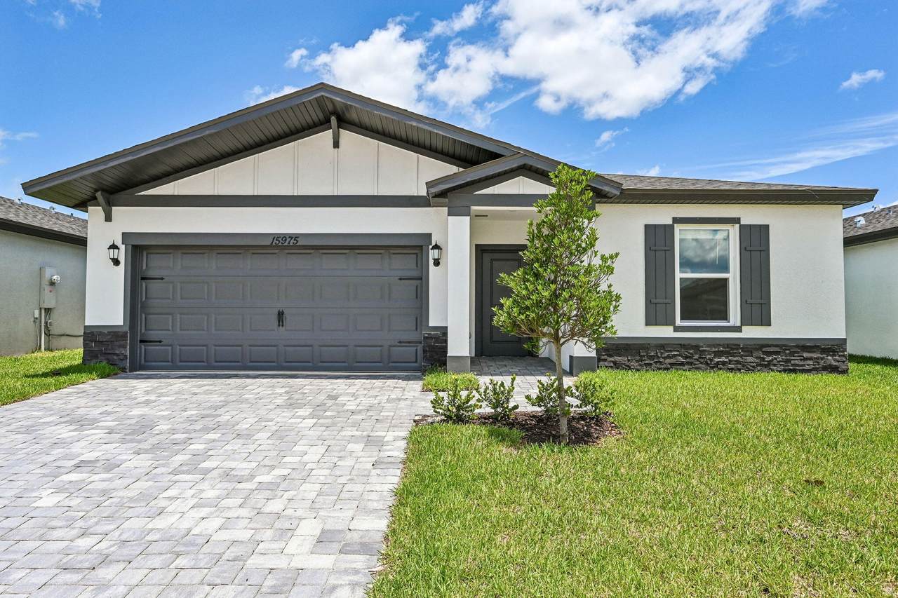 15975 Vine Drive - Photo 1