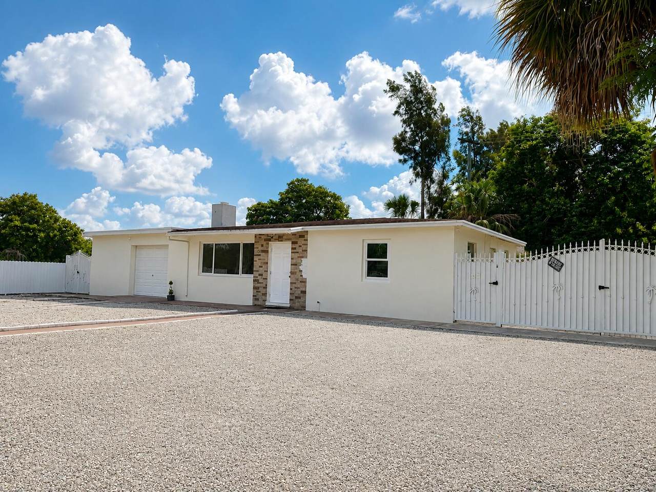 2000 Eagle Drive - Photo 1